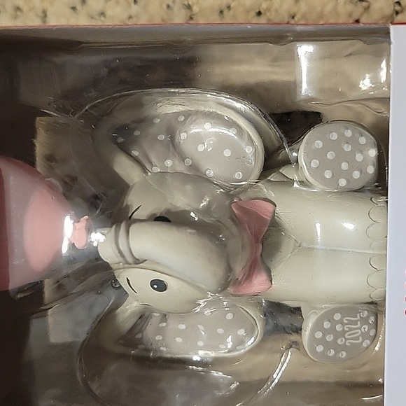 Baby girl's first Christmas Hallmark Christmas Tree Ornament elephant - Picture 3 of 3